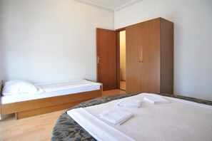 3 Schlafzimmer, Bügeleisen/Bügelbrett, WLAN, Bettwäsche