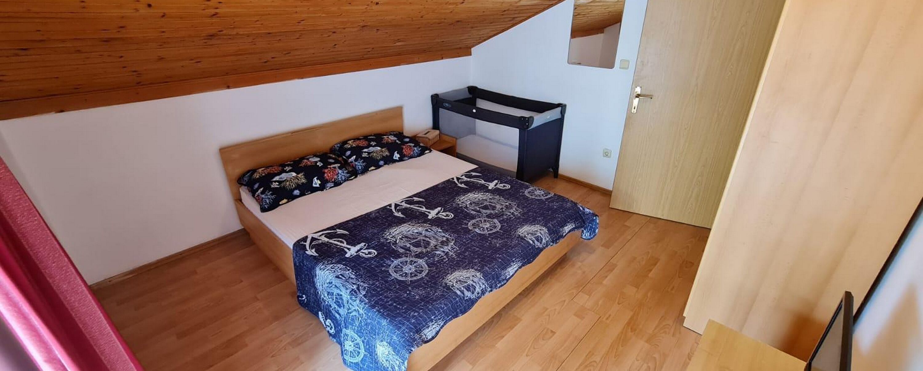 1 habitación, internet y ropa de cama 