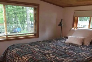 3 Schlafzimmer, Schreibtisch, Bügeleisen/Bügelbrett, kostenloses WLAN