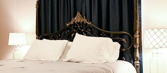 Cajun Cove                              .