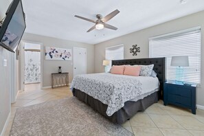 3 bedrooms, iron/ironing board, travel cot, WiFi