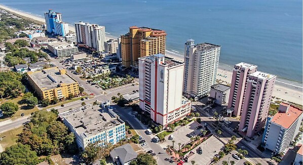 منظر من الجو على ارتفاع عالٍ