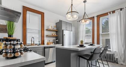 Luxury Historic Home - Stellar Location