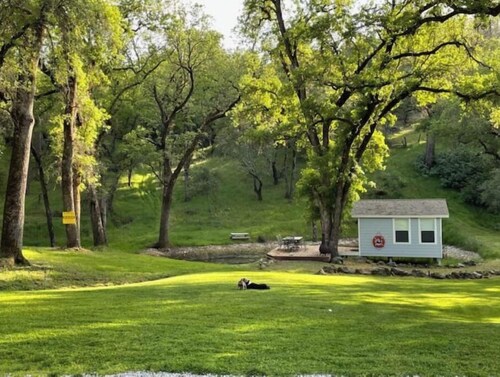 Cozy Guesthouse on 5 acres
