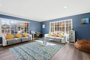 TV, fireplace, video games, ping pong