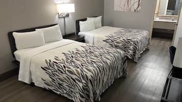 Ropa de cama de alta calidad y escritorio