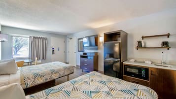 Ropa de cama de alta calidad y escritorio