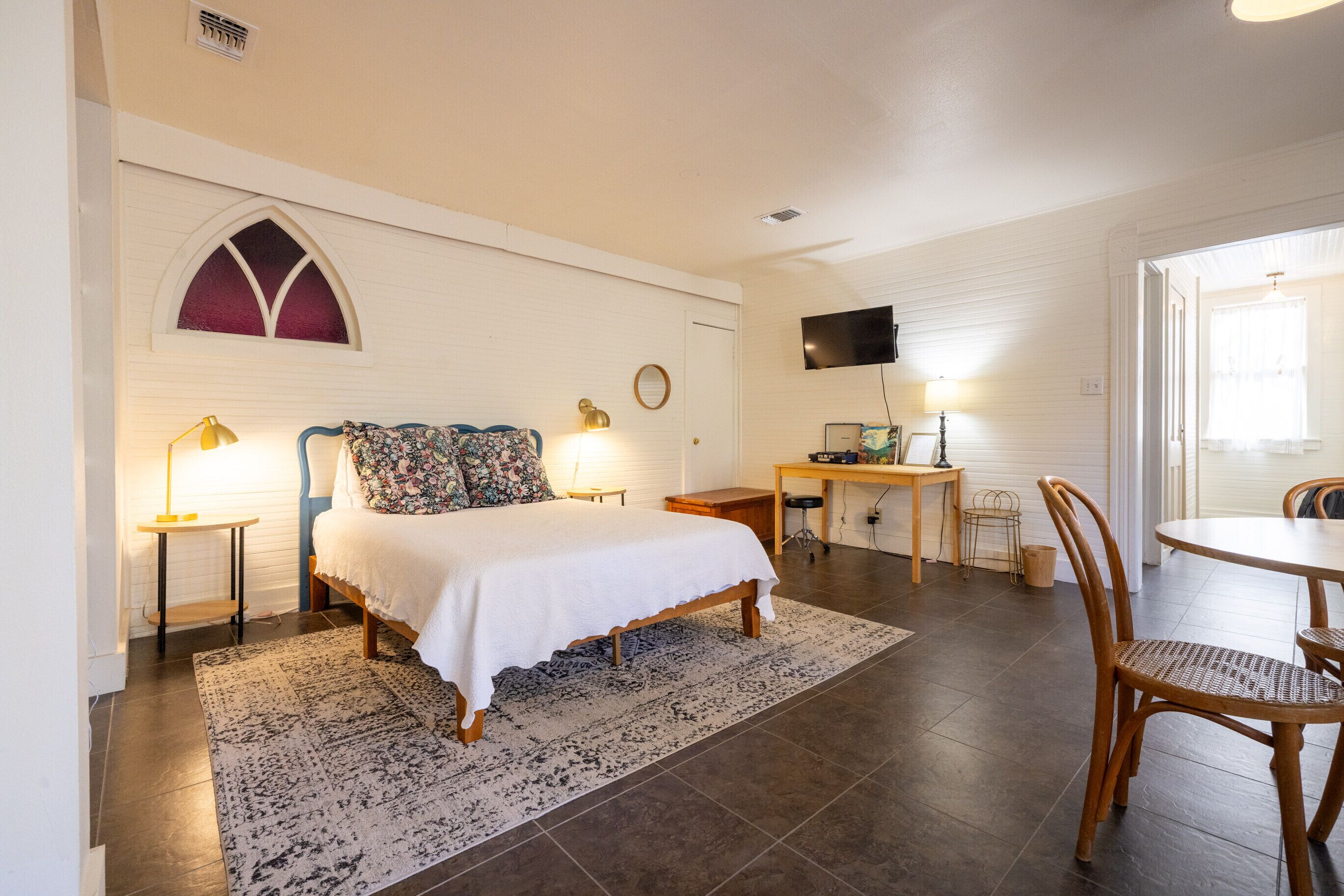 1 chambre, bureau, Wi-Fi gratuit, draps fournis