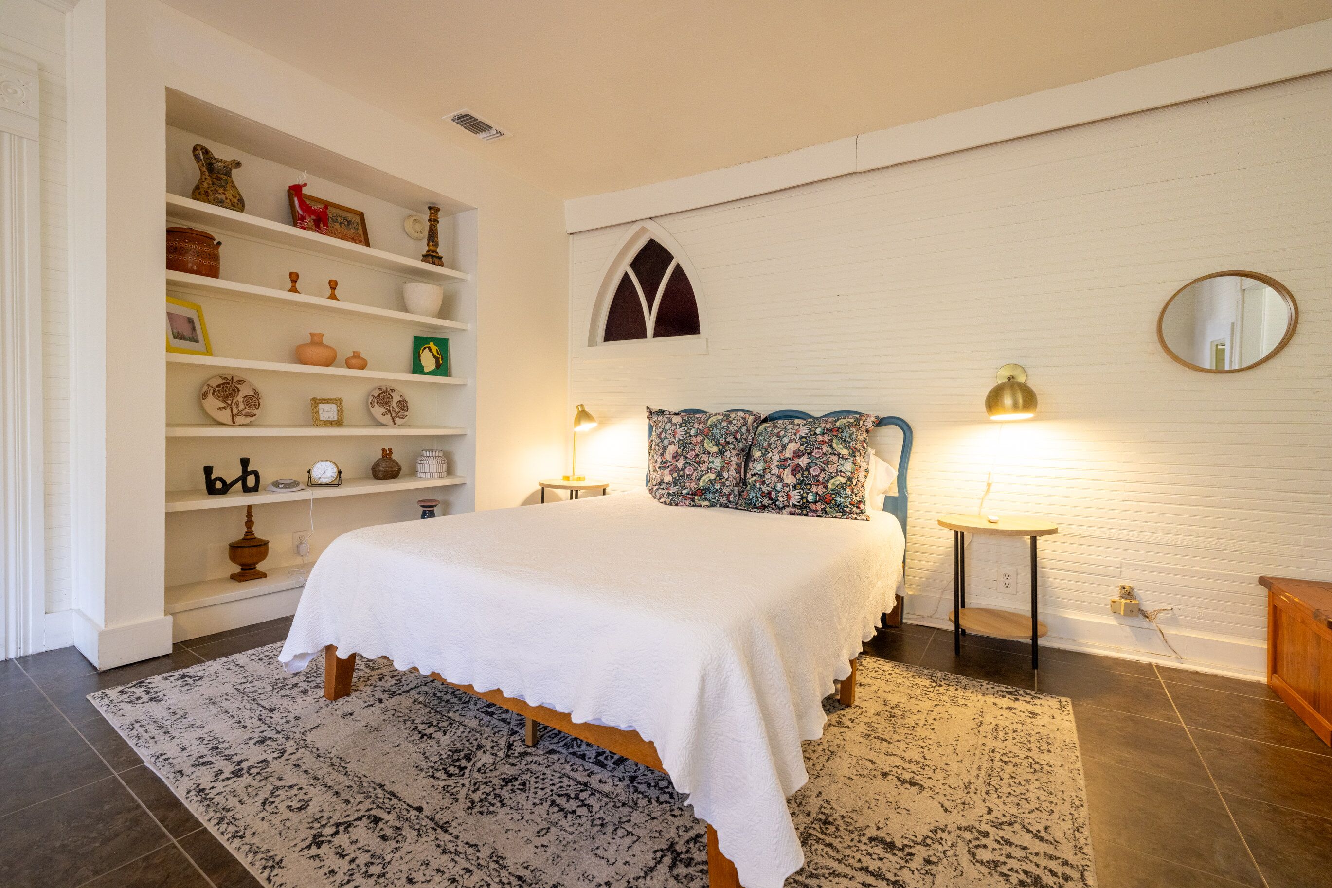 1 bedroom, desk, free WiFi, bed sheets