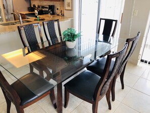 Dining - Siesta Sands 2 BR Beach Views (Sarasota)