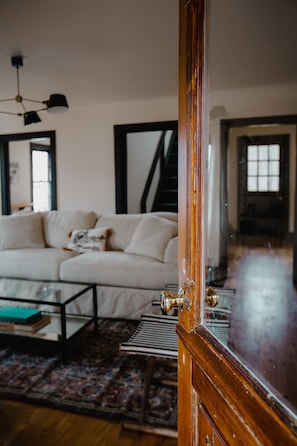 TV, Netflix, streaming services