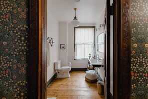 Hair dryer, towels