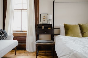 4 camere, Wi-Fi, lenzuola