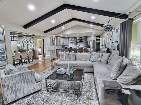 TV connectée, cheminée