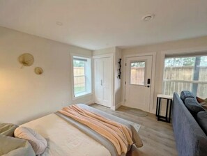1 chambre, bureau, lit parapluie, Wi-Fi gratuit