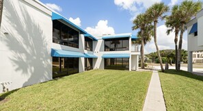 Exterior - Salty Air & Sandy Toes | Gulfside 1BR Retreat (Longboat Key)