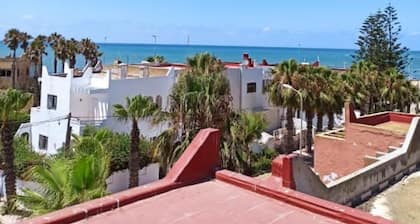 Splendid villa 2 steps from the sea