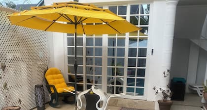 HCeas Villa Compound is 5 min to the airport and beaches, up to 30 ppl max