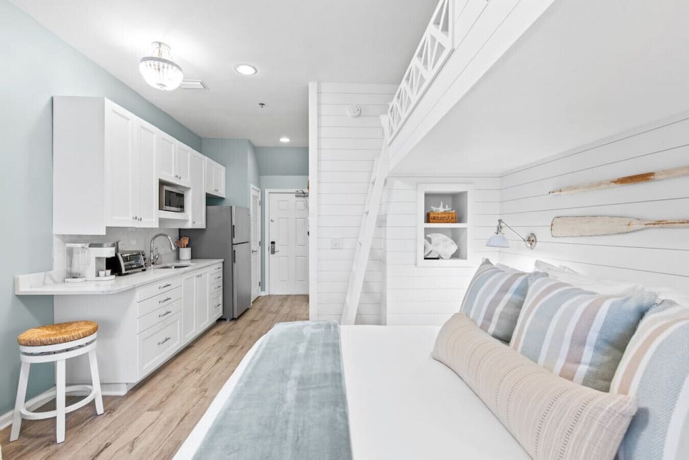 1 chambre, fer et planche à repasser, Wi-Fi gratuit, draps fournis