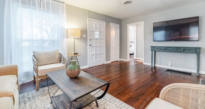 Maria's Cottage - NO CLEANING FEE, NO PET FEE