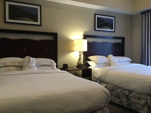 1 dormitorio, escritorio, wifi y ropa de cama