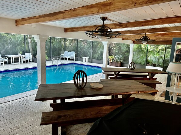 Outdoor pool, a heated pool