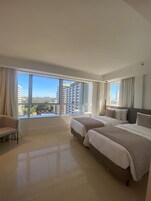 Executive Room, 2 Twin Beds, Non Smoking | Soundproofing, free WiFi, bed sheets