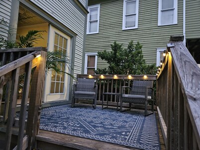 Sugar Magnolia House-Romantic Historic Home