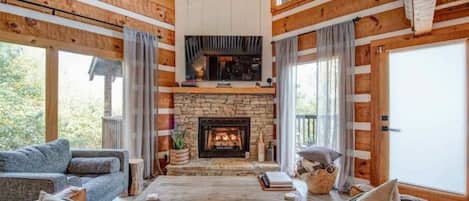 Smart TV, chimenea, videojuegos, reproductor de DVD