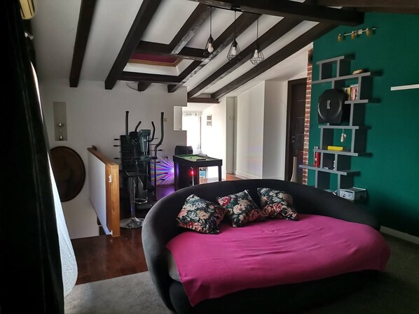 2 bedrooms