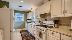 House, 3 Bedrooms, Accessible, Private Pool | Private kitchen - The Whimsical House Of Narnia (Houston)