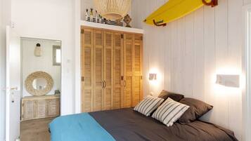 4 bedrooms, free WiFi