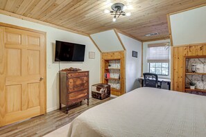 3 Schlafzimmer, Schreibtisch, Reisekinderbett, Internetzugang