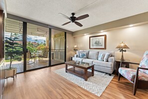 Smart TV, futbolito y tenis de mesa 