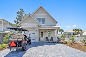 Exterior - Spacious BRAND NEW Blue Mountain home/ pool + Golf Cart & Bikes. 5 mins to beach (Santa Rosa Beach)