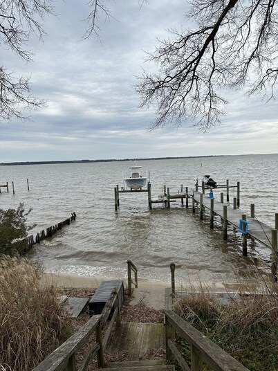 Rappahanock Riverfront Cottage 