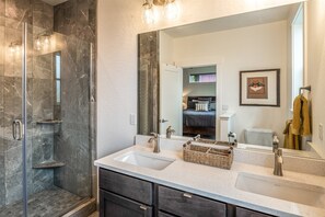 Towels, soap, shampoo, toilet paper