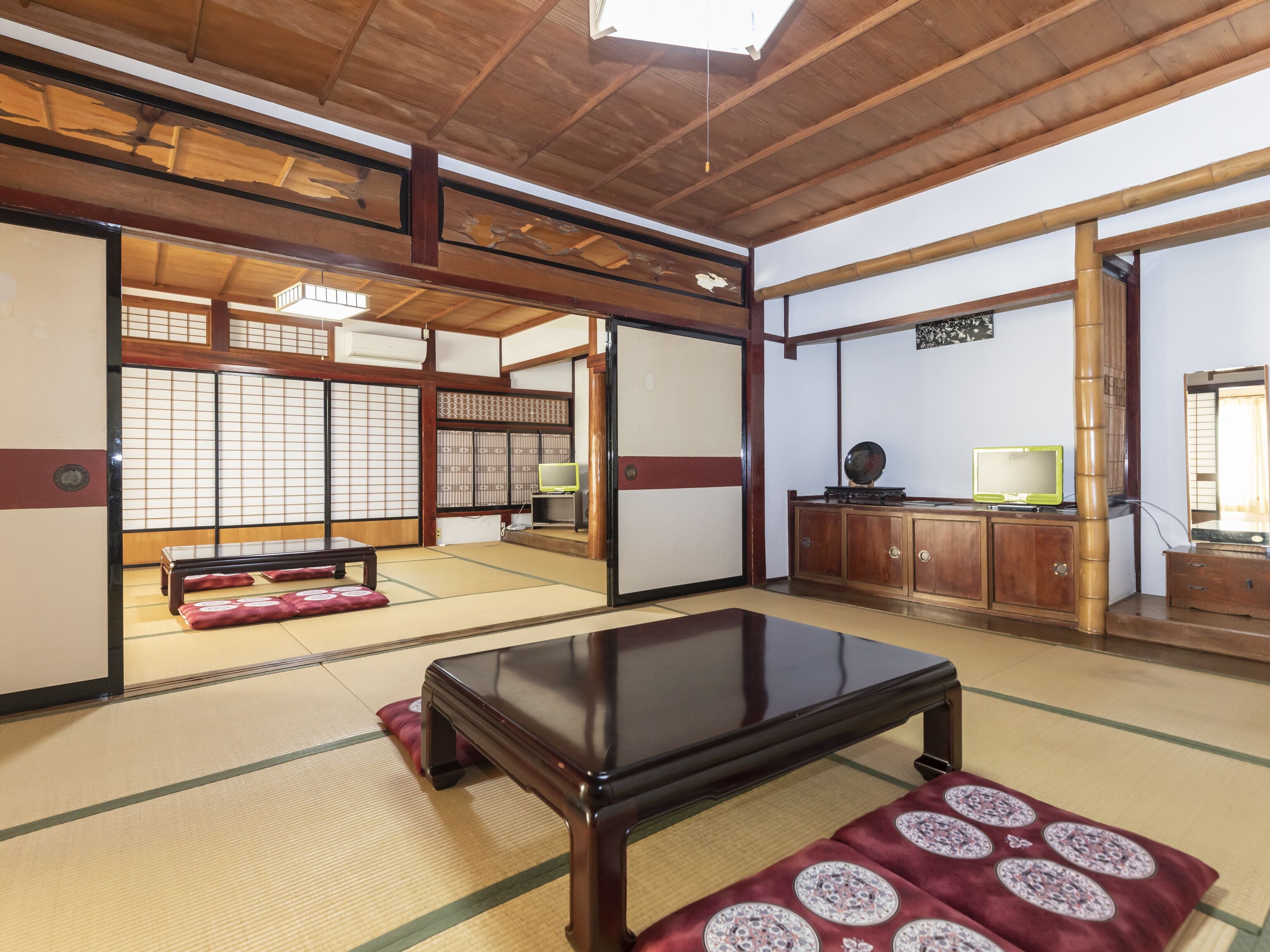 家庭房, 吸烟房 | 免费 WiFi