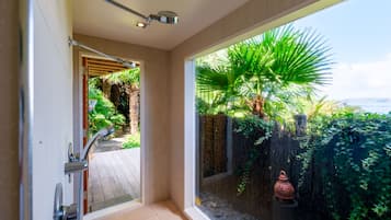 Luxury Villa | Bathroom