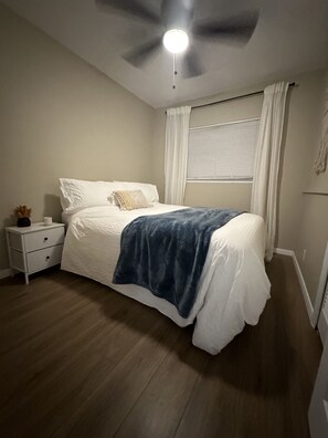 4 bedrooms, WiFi, bed sheets