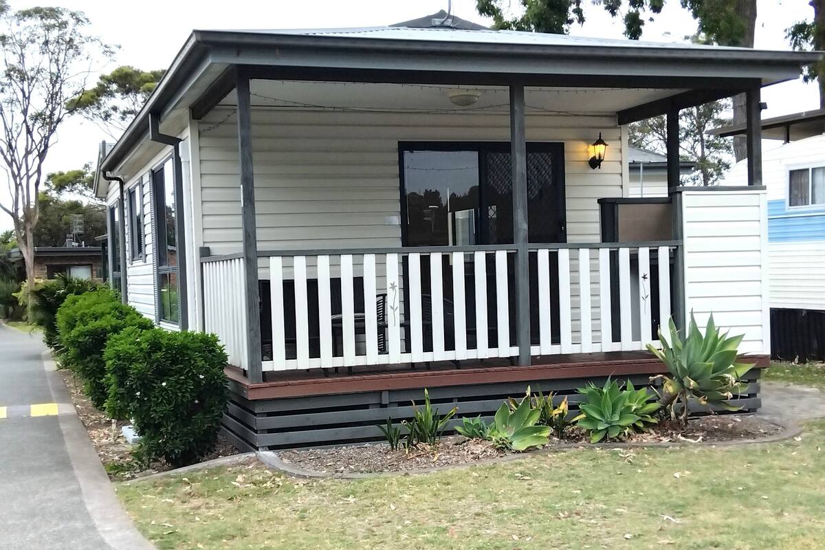 Superior 2 Bedroom Cabin - Pet Friendly | Terrace/patio