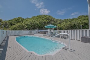 Pool - 4002 - Duffy Duck, Pet Friendly oceanside home in Duck with Private Pool (Duck)