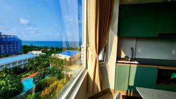 Family Apartment, Sea View | 1 bedroom, premium bedding, individually furnished, desk