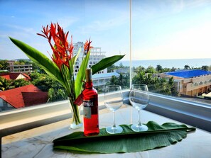 Familienapartment, Meerblick | Hochwertige Bettwaren, individuell eingerichtet, Schreibtisch