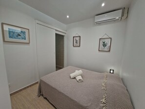 Strykejern/-brett, wi-fi (inkludert) og sengetøy