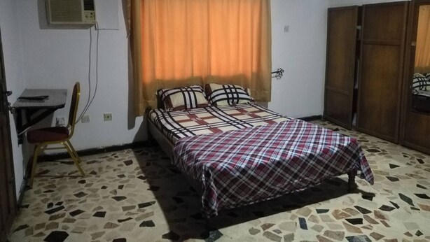 Zimmer, 1 Schlafzimmer, Balkon