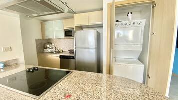 Departamento, 2 habitaciones, con acceso para personas discapacitadas, balcón | Cocina privada