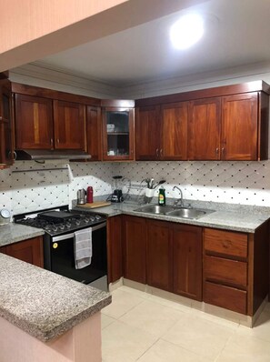 Apartamento, 3 habitaciones, fumadores, balcón | Interior