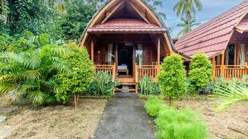 Standard Double Room | Terrace/patio