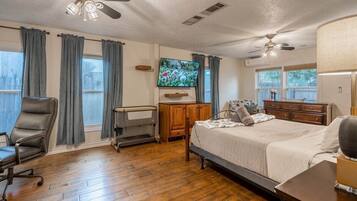 3 chambres, fer et planche à repasser, Wi-Fi gratuit, draps fournis